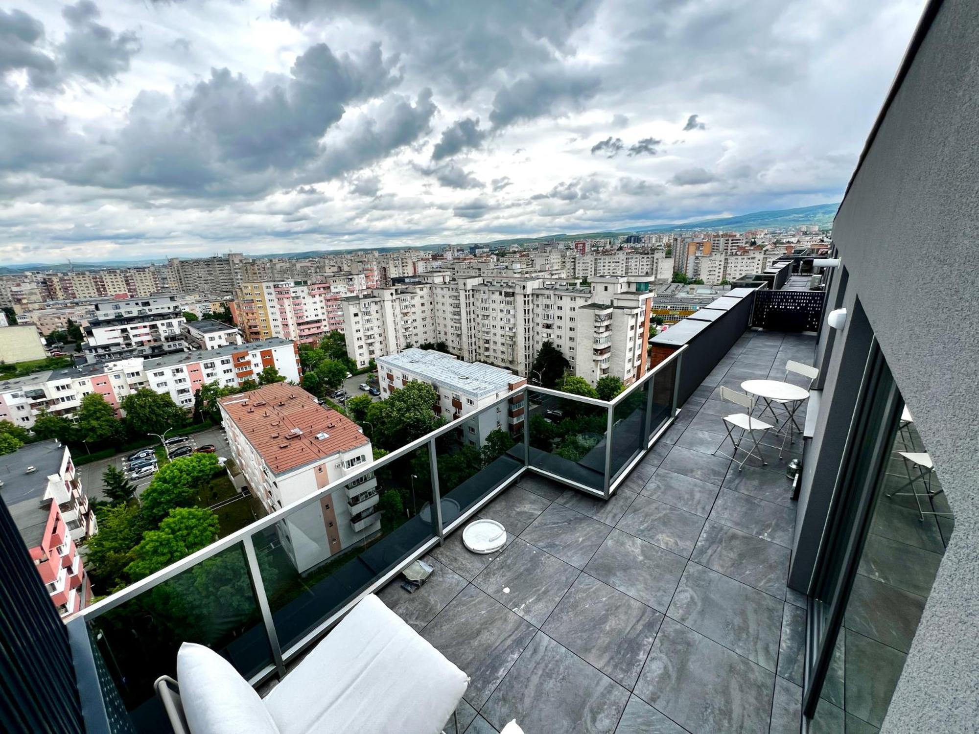 Penthouse By Brighter Apartment Cluj-Napoca Exterior foto